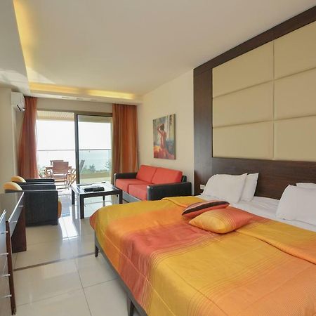 Hollywood Inn Boutique Hotel Джуния Екстериор снимка
