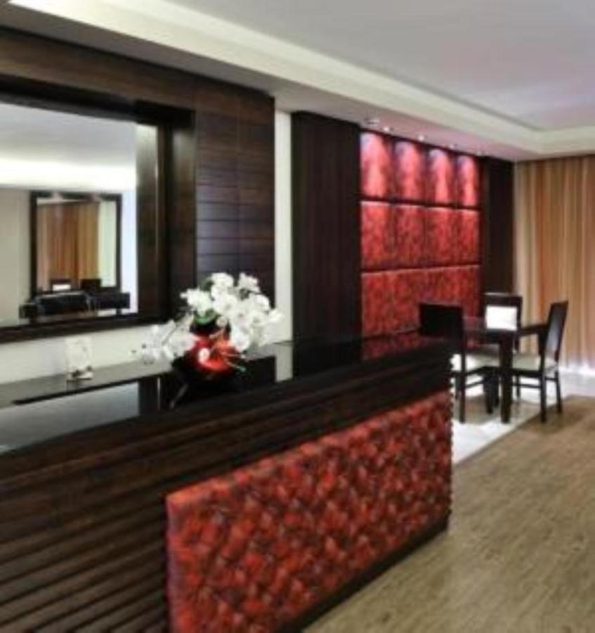 Hollywood Inn Boutique Hotel Джуния Екстериор снимка