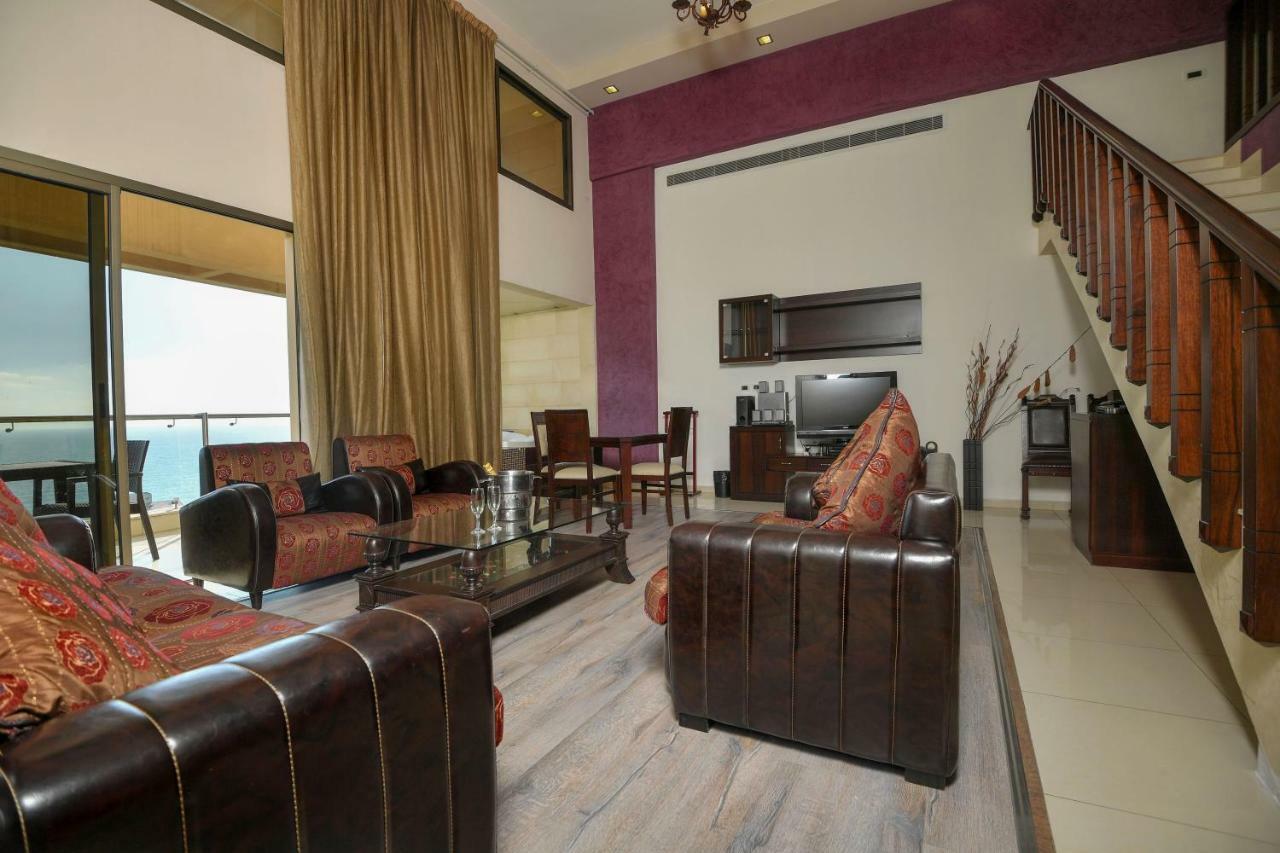 Hollywood Inn Boutique Hotel Джуния Екстериор снимка