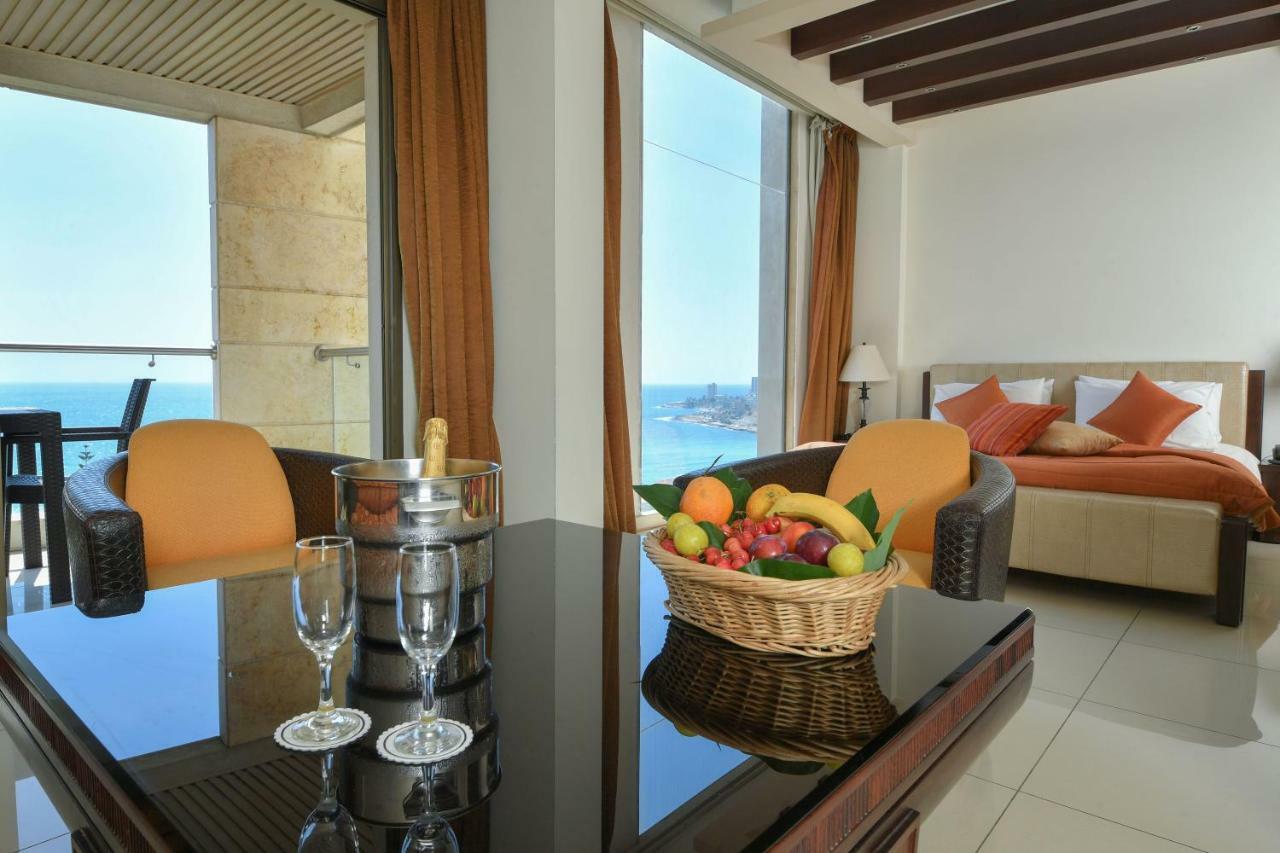 Hollywood Inn Boutique Hotel Джуния Екстериор снимка