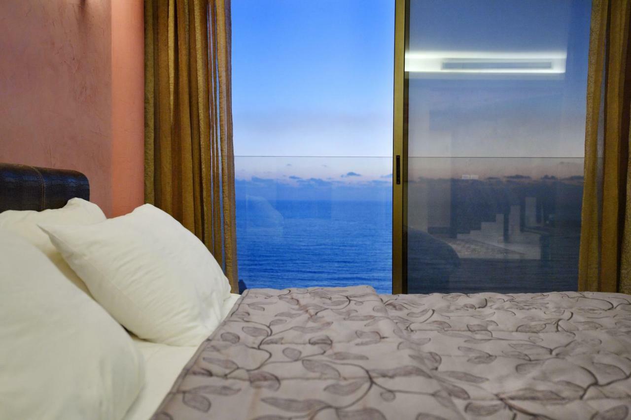 Hollywood Inn Boutique Hotel Джуния Екстериор снимка
