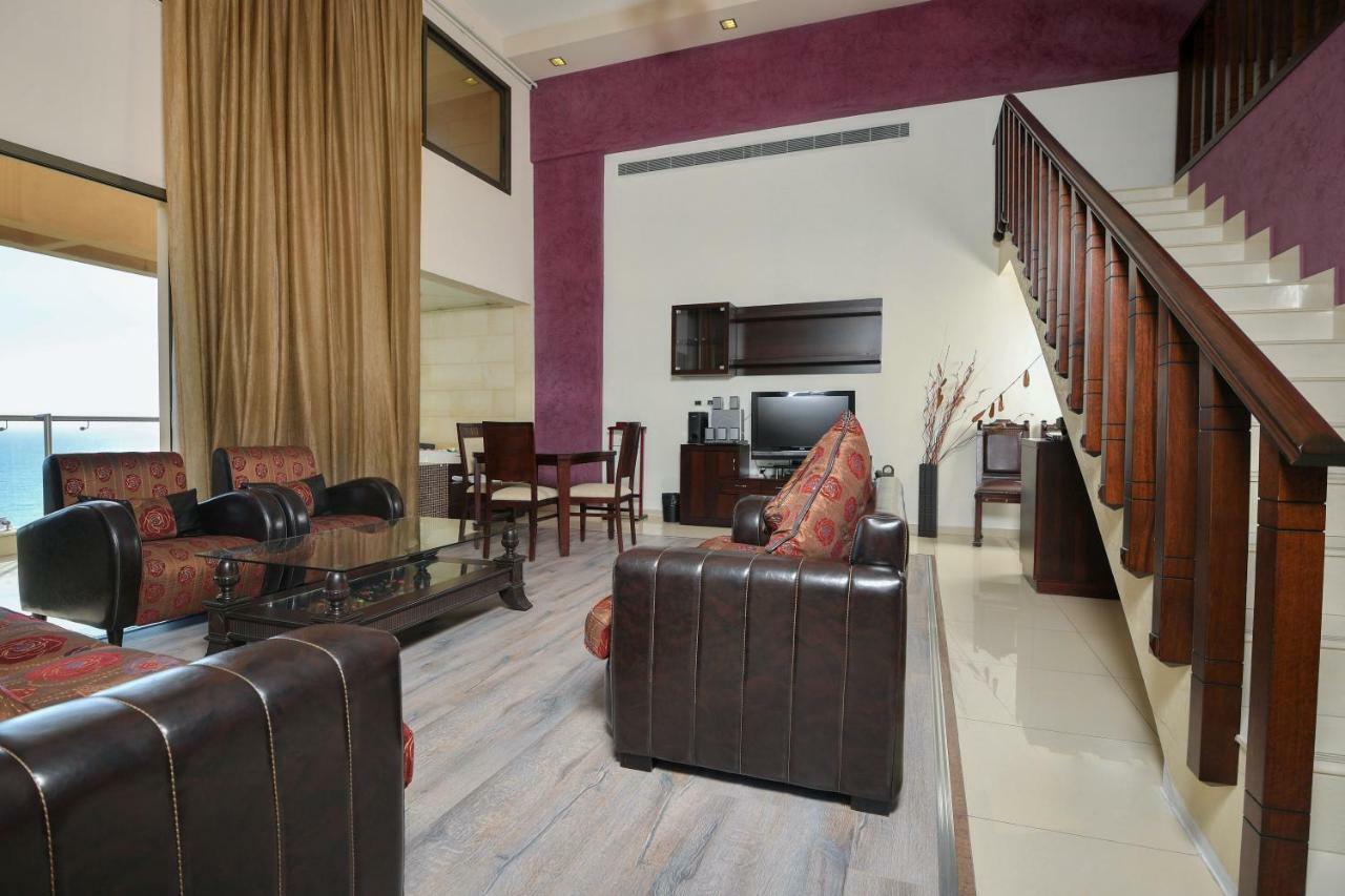Hollywood Inn Boutique Hotel Джуния Екстериор снимка