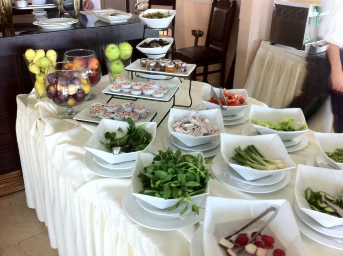Hollywood Inn Boutique Hotel Джуния Екстериор снимка