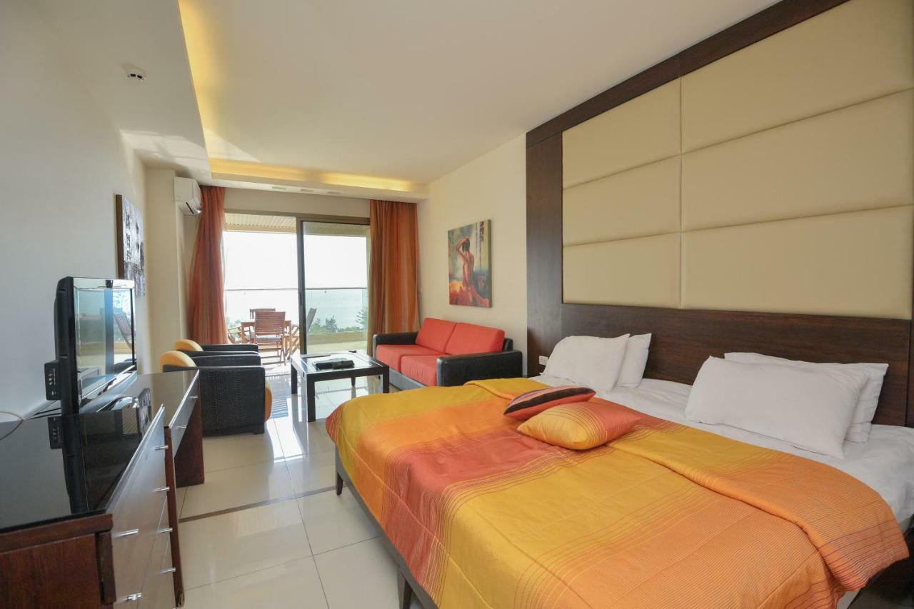 Hollywood Inn Boutique Hotel Джуния Екстериор снимка