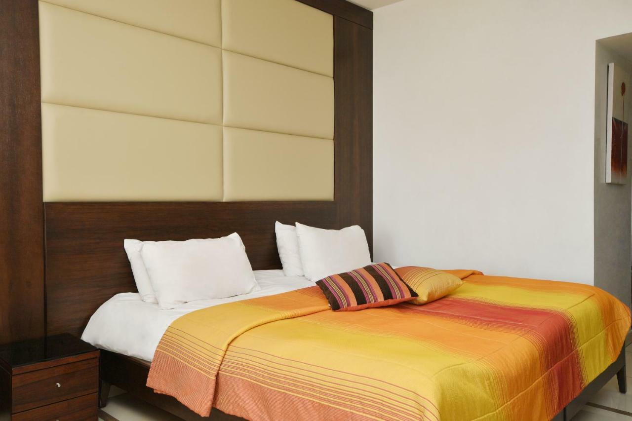 Hollywood Inn Boutique Hotel Джуния Екстериор снимка