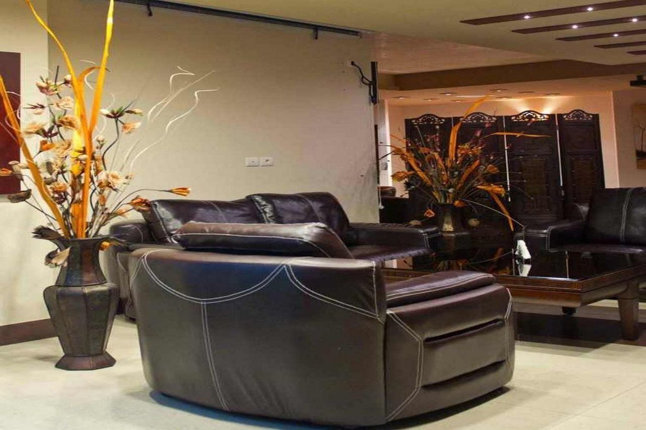 Hollywood Inn Boutique Hotel Джуния Екстериор снимка